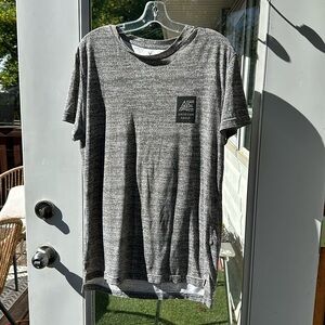 🐞Men’s American Eagle, outfitters size medium, oversized gray T-shirt